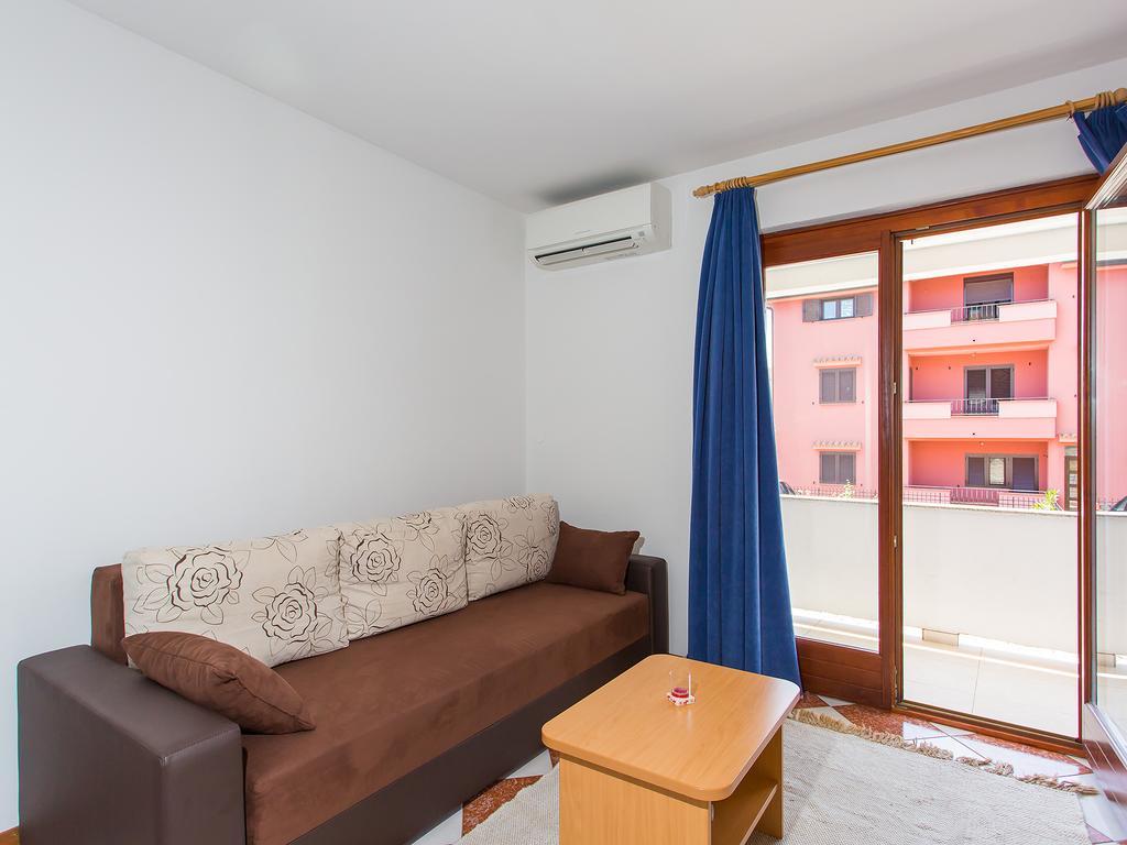 Apartments Ava Пореч Экстерьер фото