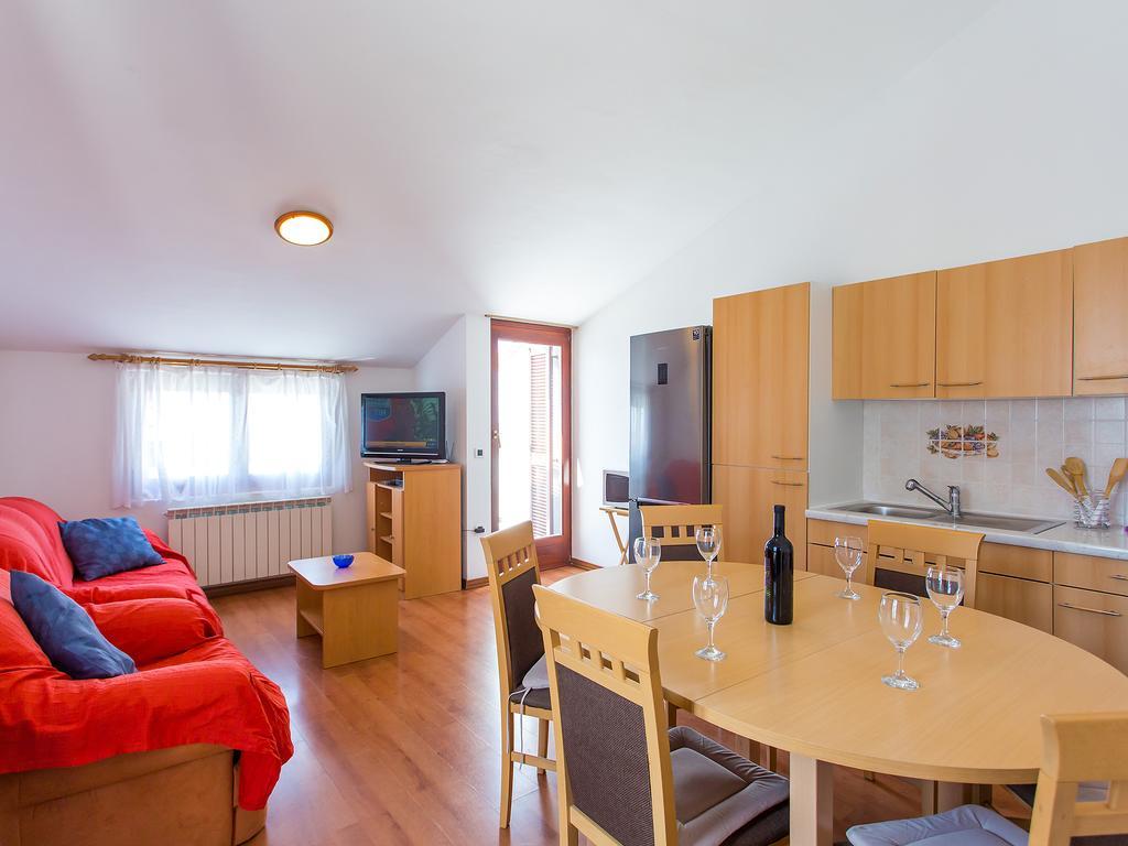 Apartments Ava Пореч Экстерьер фото
