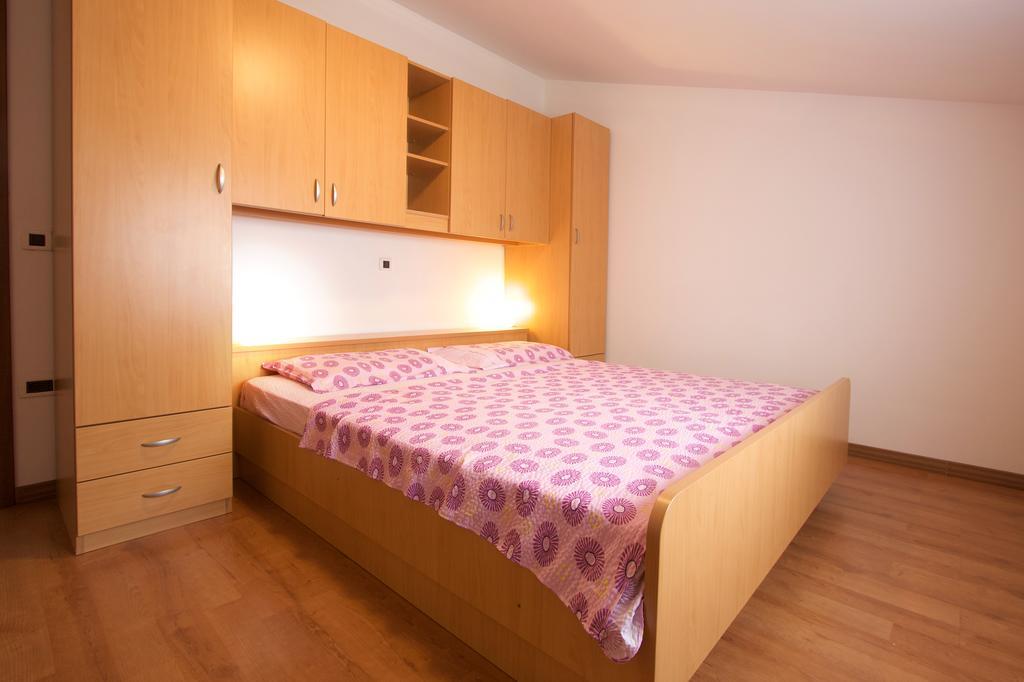 Apartments Ava Пореч Экстерьер фото
