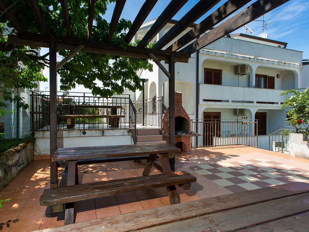 Apartments Ava Пореч Экстерьер фото