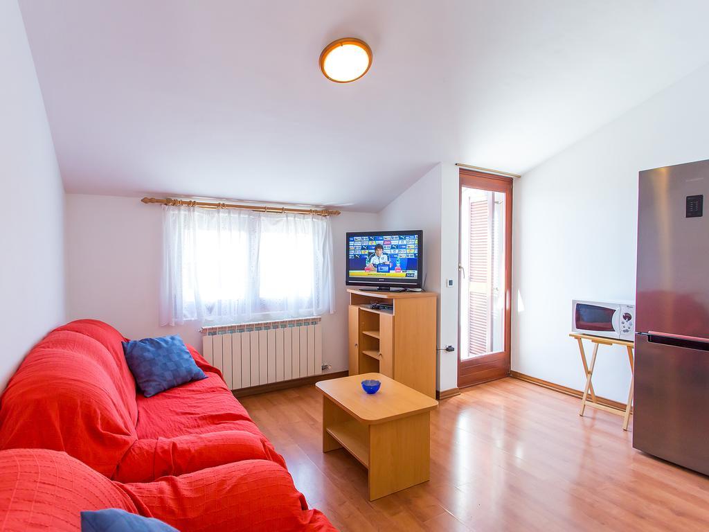 Apartments Ava Пореч Экстерьер фото