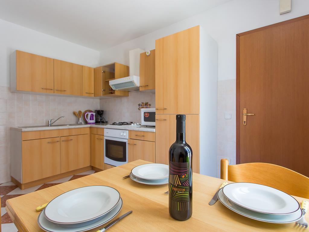 Apartments Ava Пореч Экстерьер фото