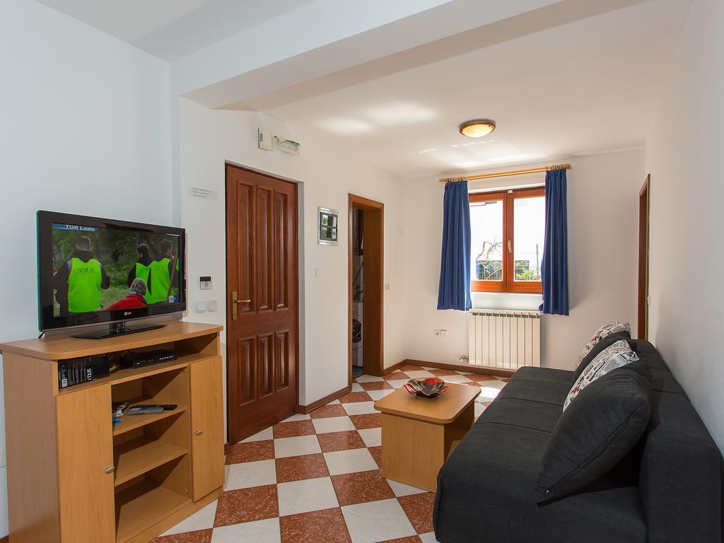 Apartments Ava Пореч Экстерьер фото