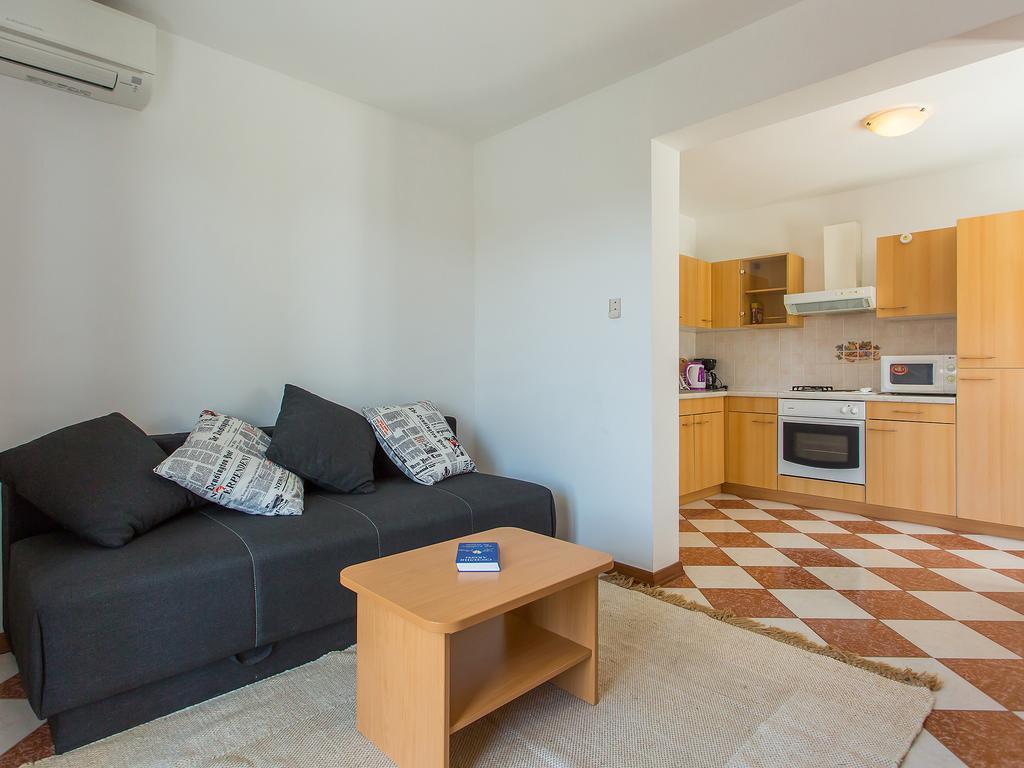 Apartments Ava Пореч Экстерьер фото
