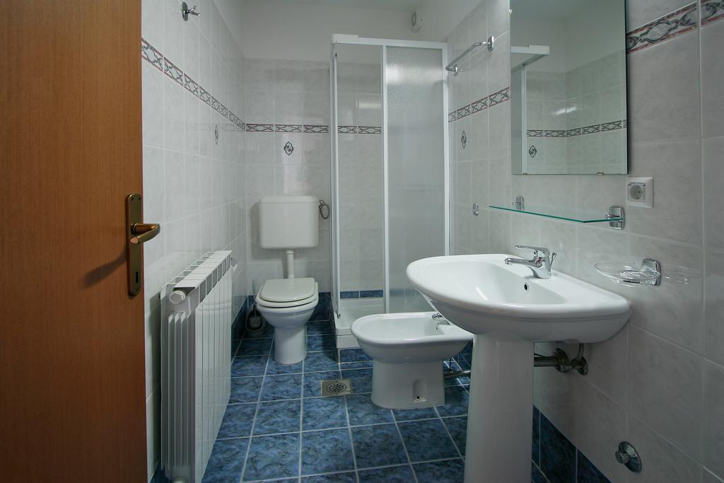 Apartments Ava Пореч Экстерьер фото